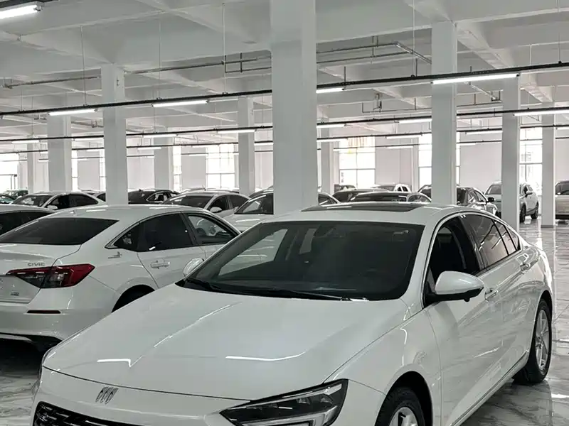 Buick Regal 25T Ultra Comfort Edition
