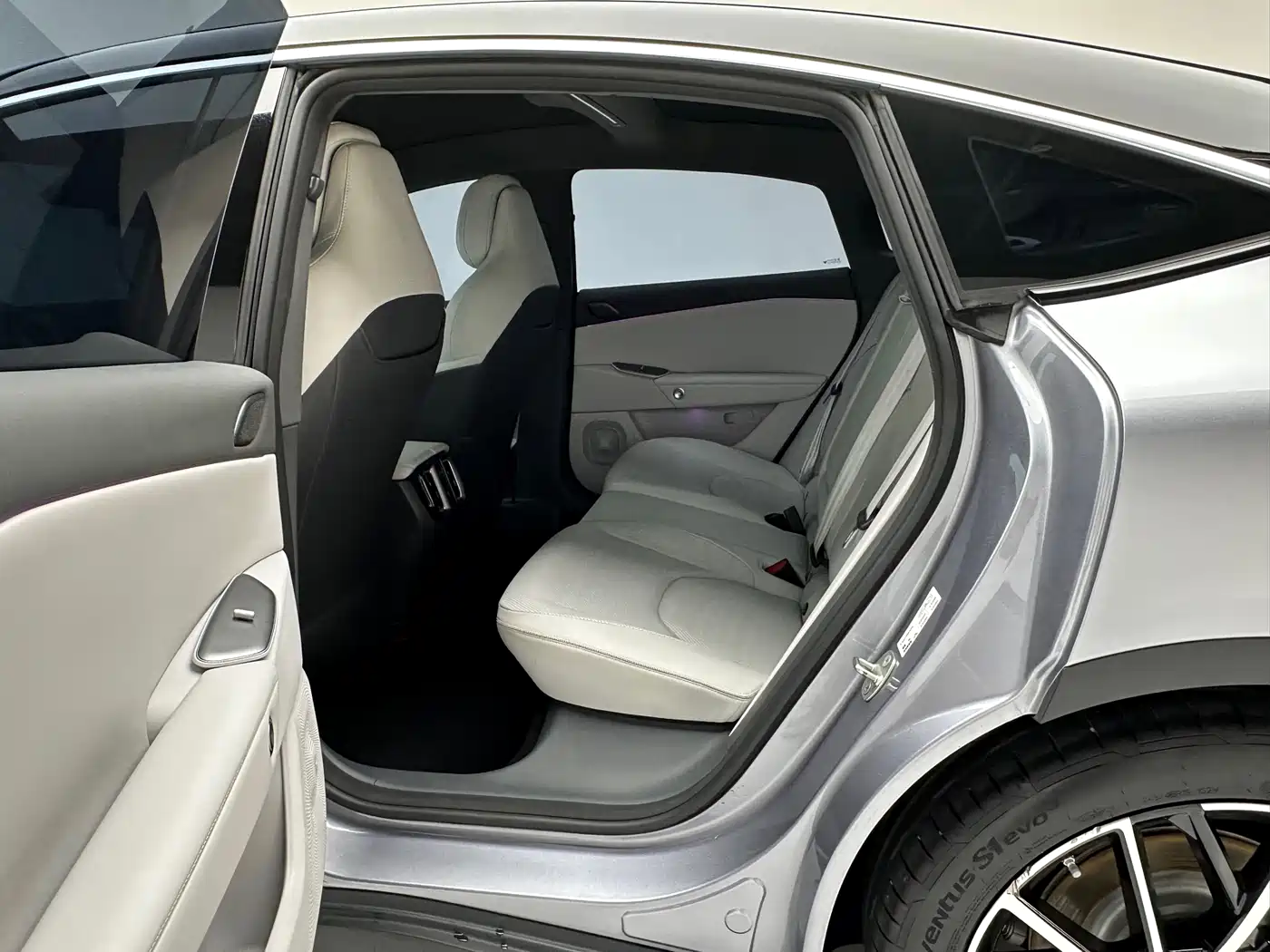 ARCFOX EXTREME FOX POLAR FOX ALPHA S5