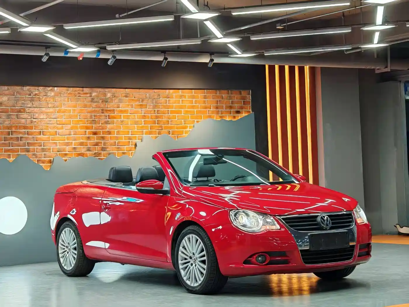 Volkswagen Eos 2010 2.0TSI DSG Luxury фото 8