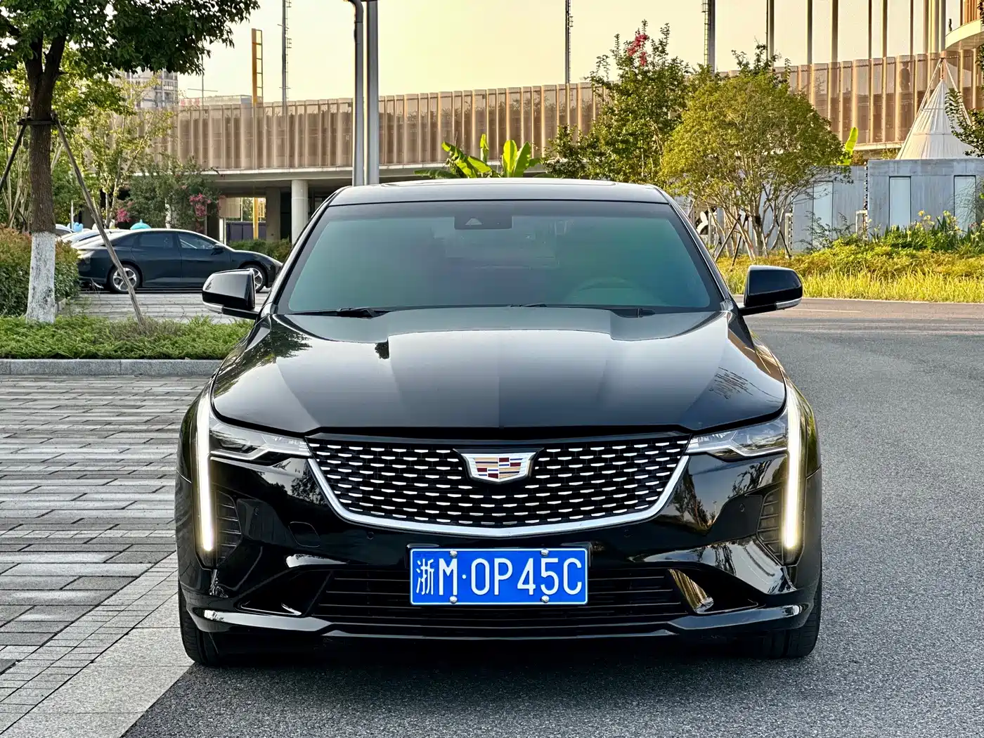 Фото 2 - Cadillac CT4