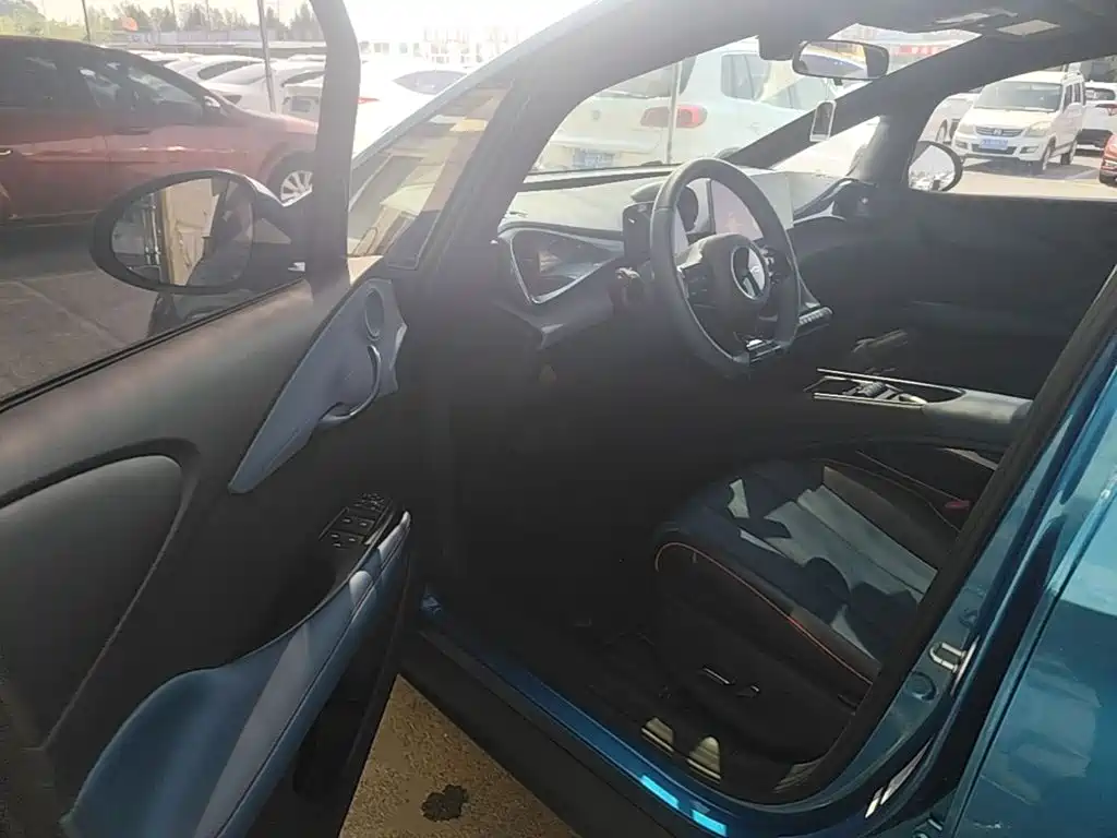 BYD Dolphin 2022 2021 Model 405km Fashion Edition