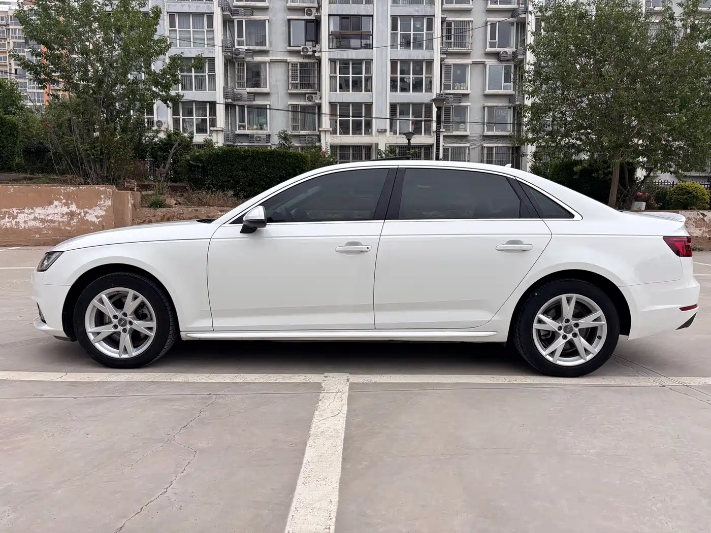 Audi A4L 2018 30th Anniversary 40 TFSI Progressive фото 4