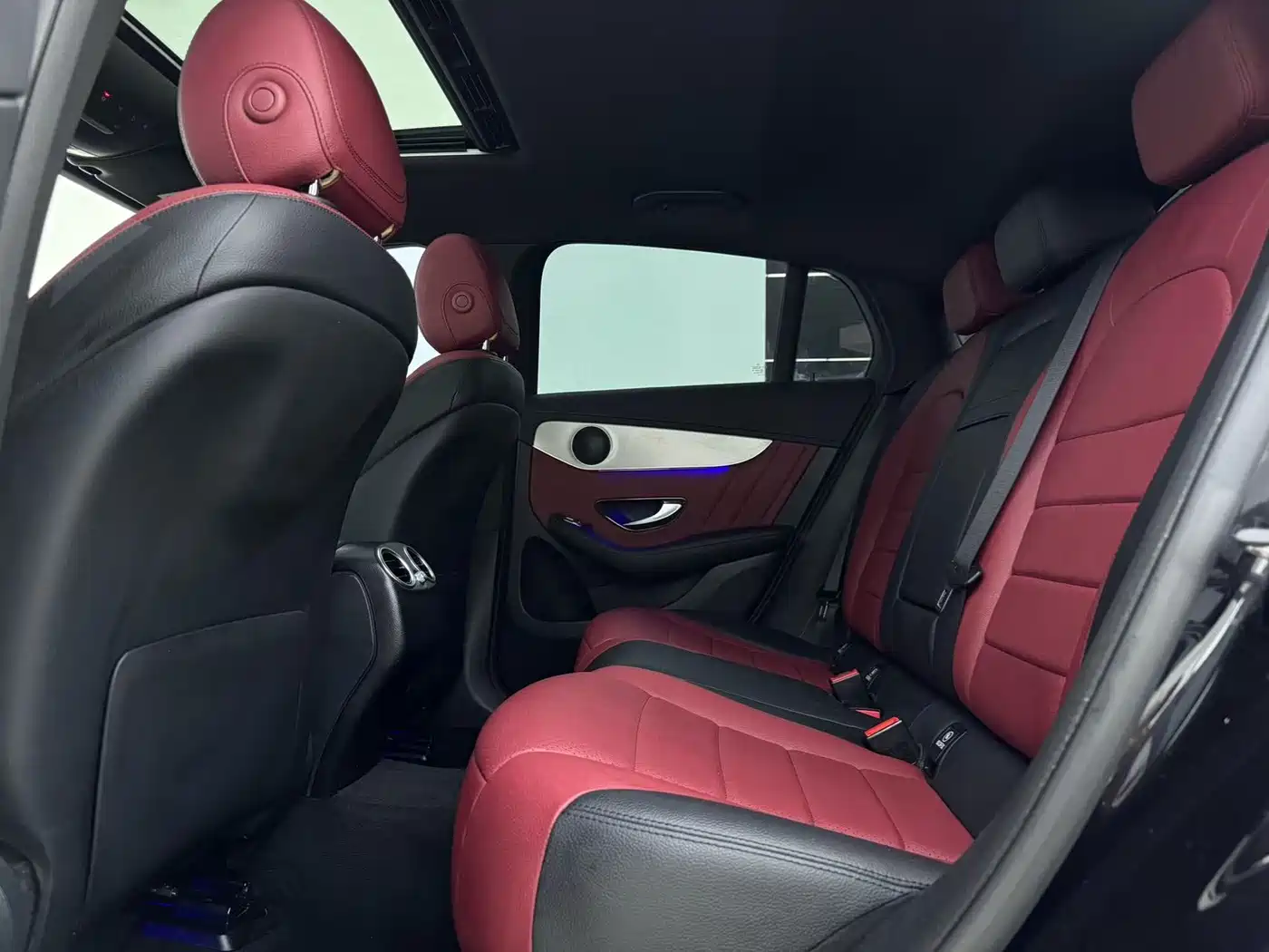 Mercedes-Benz GLC Coupe 2020 GLC 260 4MATIC Coupe SUV фото 10