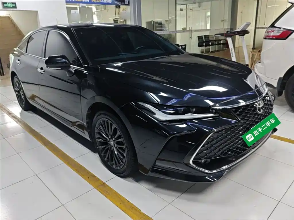 Toyota Avalon 2023 2.5L Touring Premium Edition фото 4