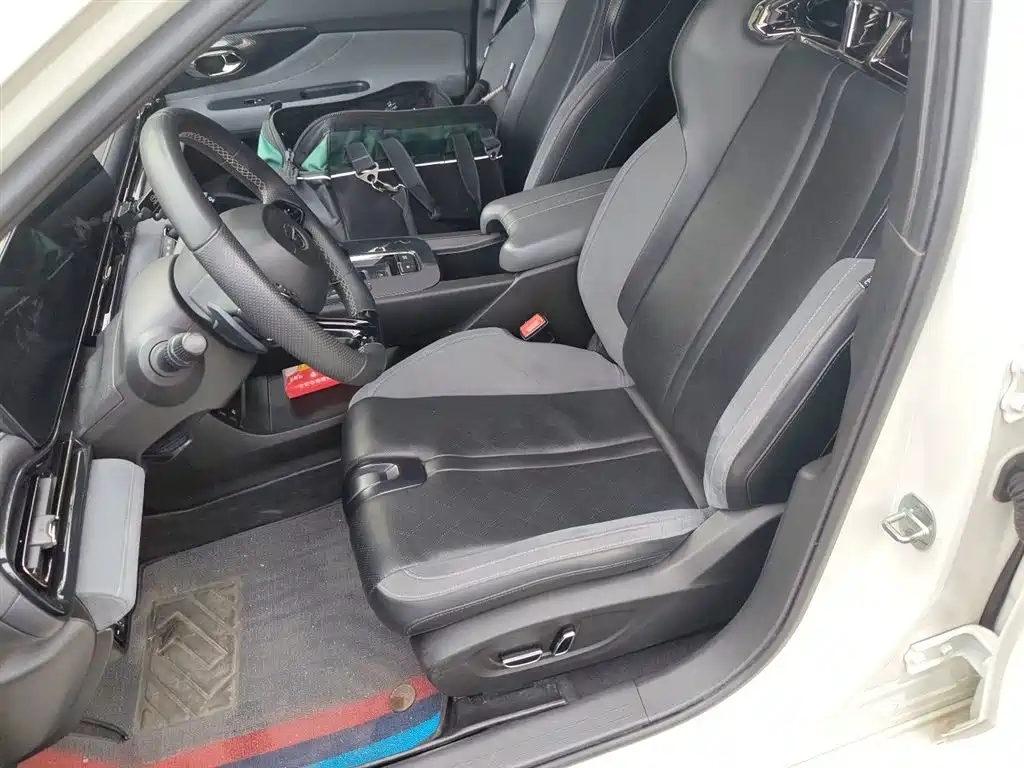 GAC Trumpchi Trumpchi Emkoo 2023 400T Automatic R PRO фото 8