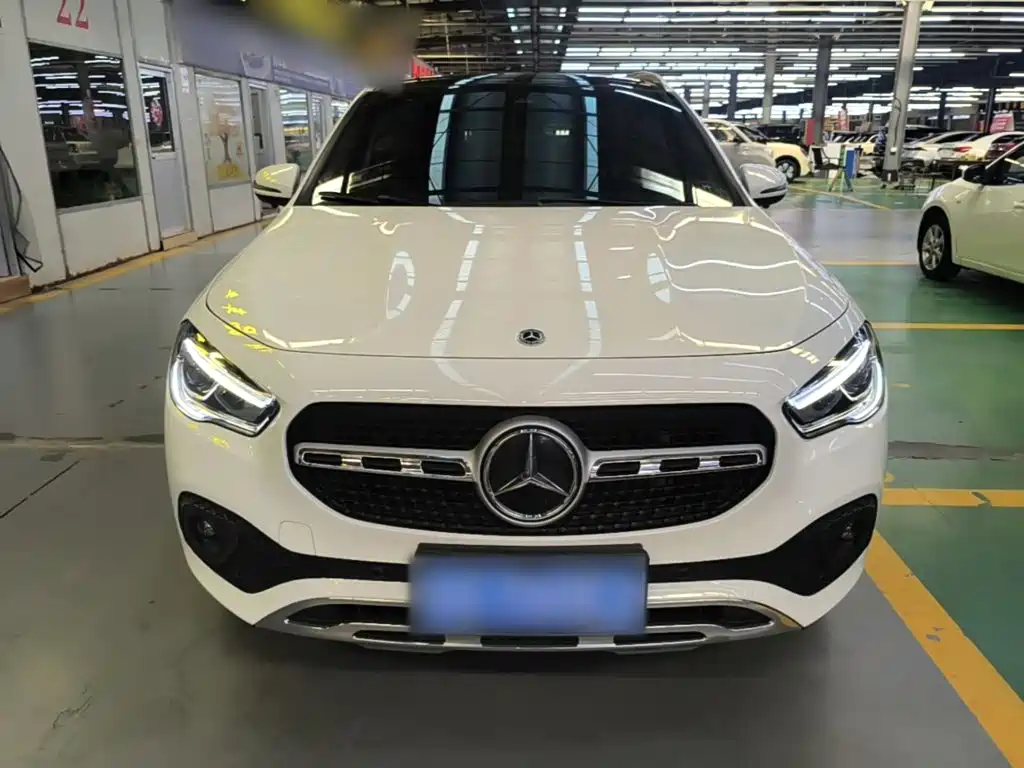 Mercedes-Benz GLA 2023 2023 GLA 220