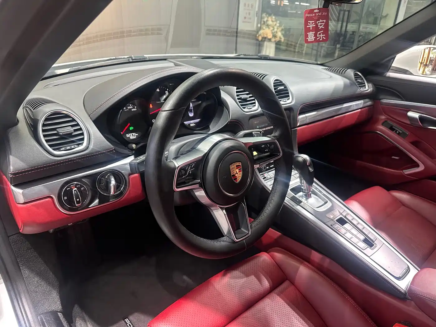 Porsche 718 2018 Boxster 2.0T фото 9