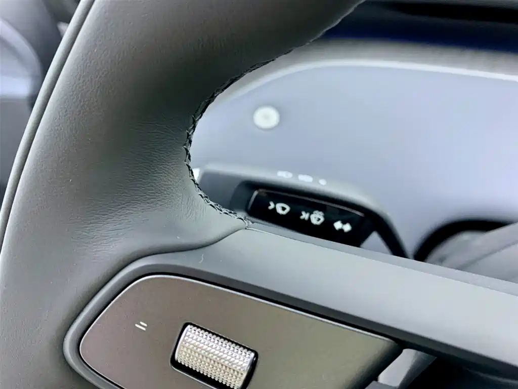 XIAOMI CAR XIAOMI YU7