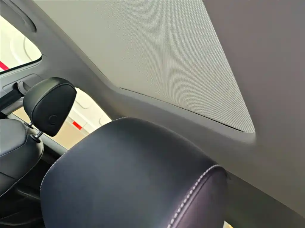 Škoda Octavia 2016 1.6L Automatic Smart Edition фото 18