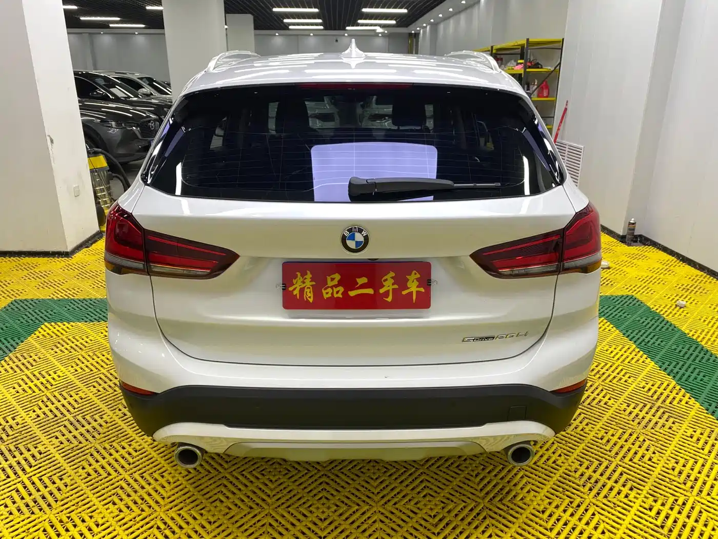 BMW X1 2022 sDrive20Li Fashion фото 4
