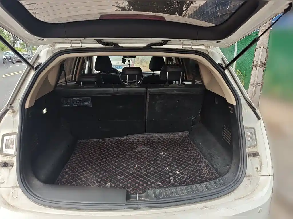 Baojun 560 2015 2015 1.8L Manual Luxury