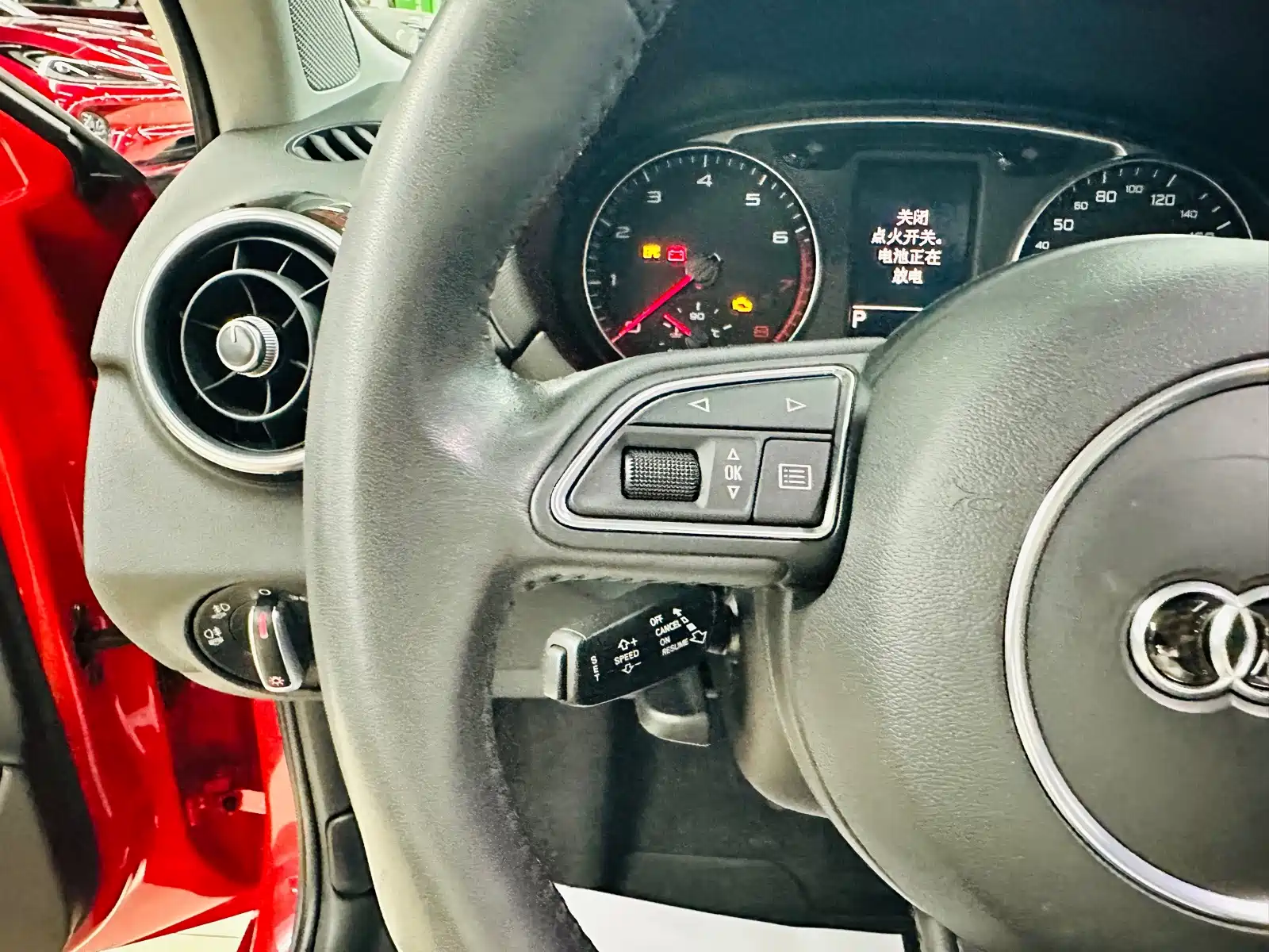 Фото 43 - Audi A1