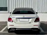 Фото 8 - Mercedes-Benz E-Class
