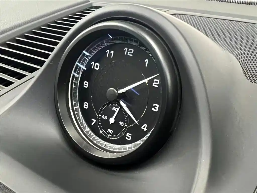 Porsche Macan 2023 Macan 2.0T фото 15