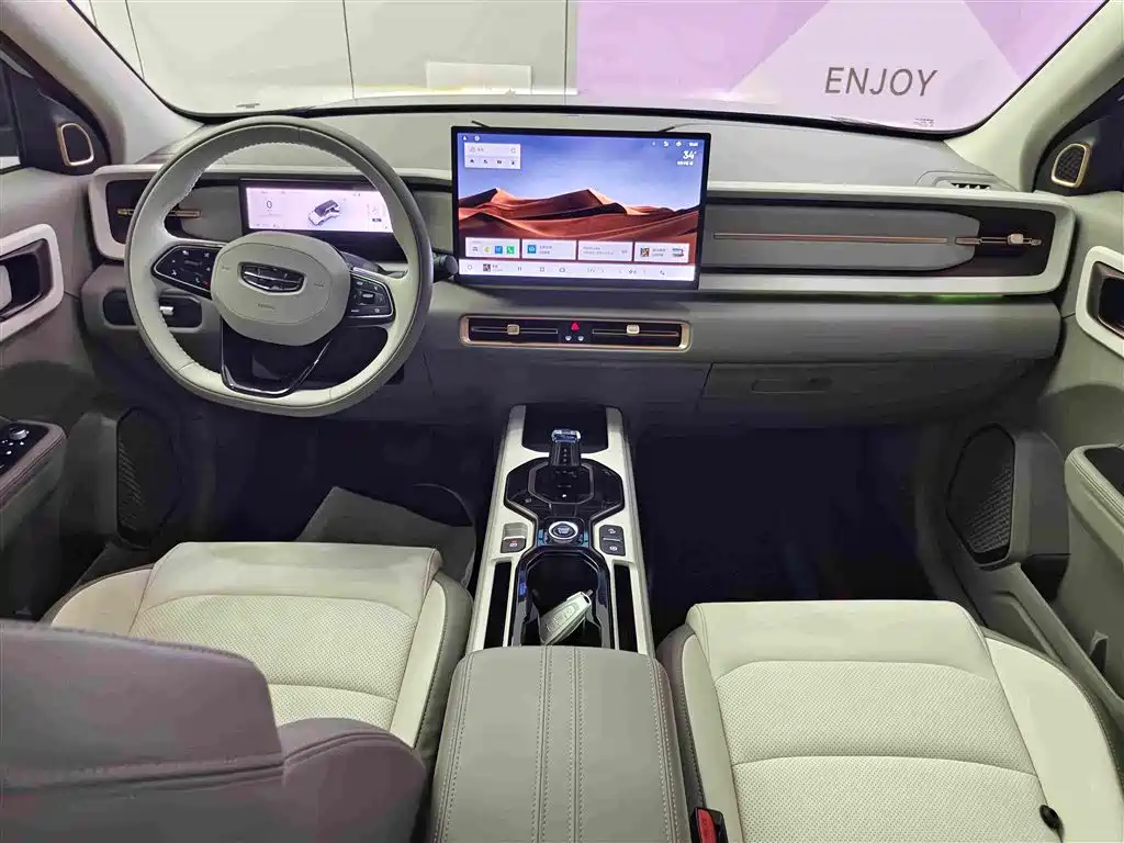Фото 10 - Geely ICON
