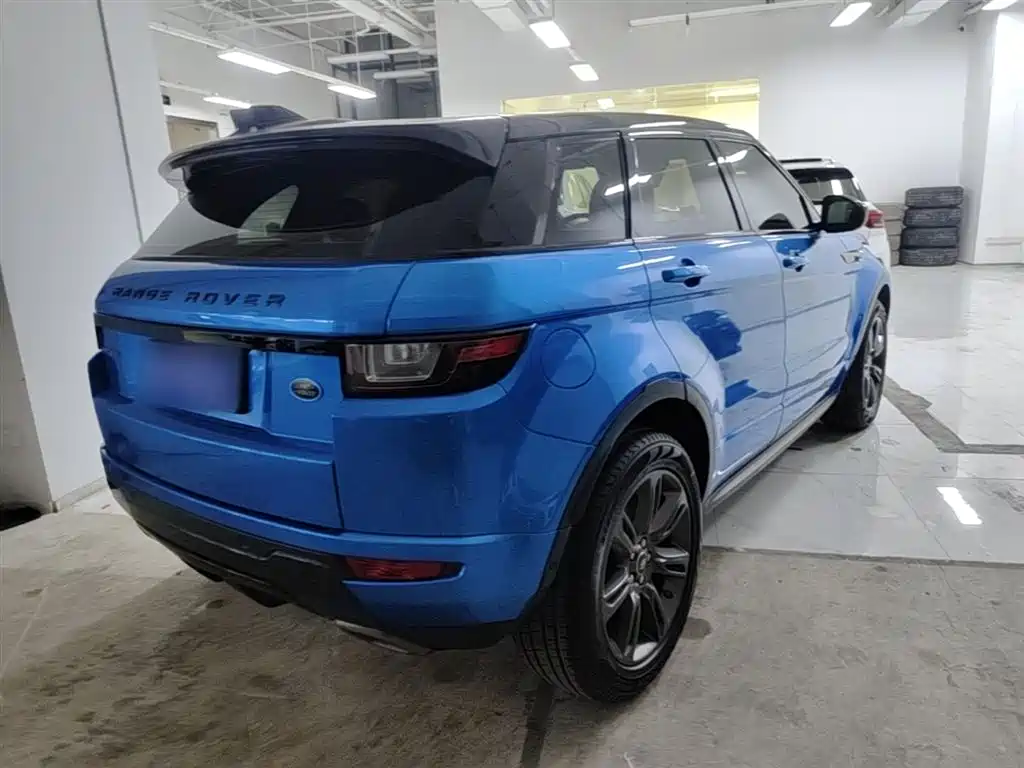 Land Rover Range Rover Evoque 2018 240PS Moraine Lake Blue Limited Edition фото 7