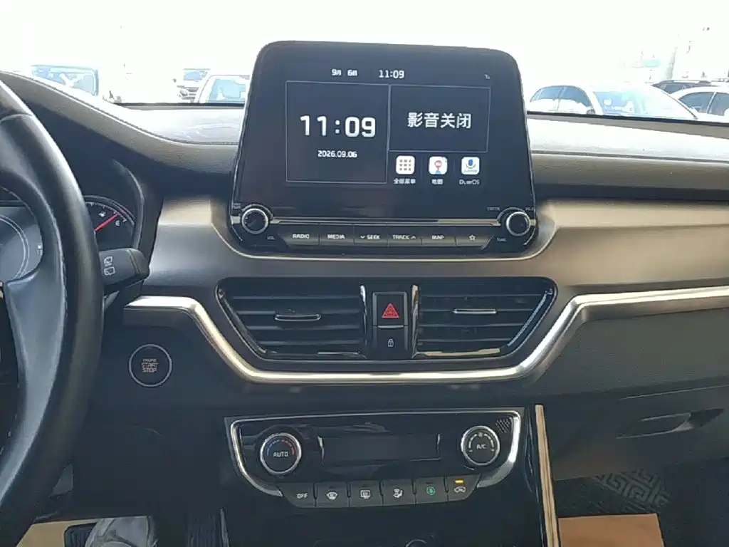 Фото 13 - Kia Sportage