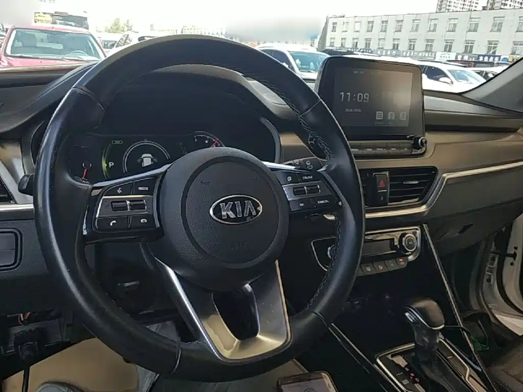 Фото 10 - Kia Sportage