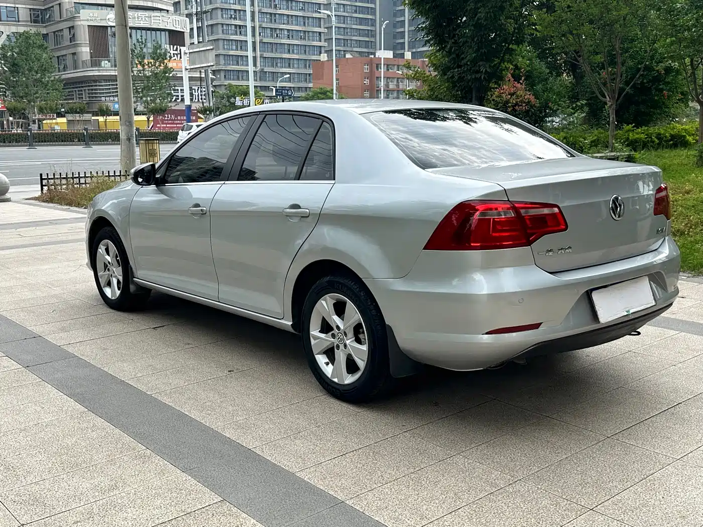 Volkswagen Bora 2014 1.6L Manual Comfort Edition фото 6