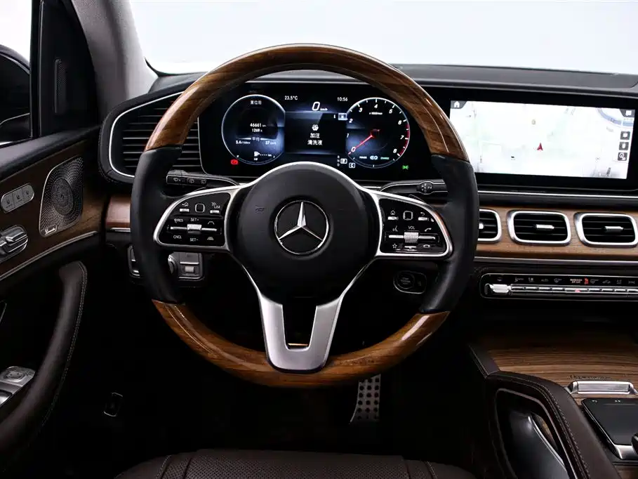 Mercedes-Benz GLS 2023 Second Facelift GLS 450 4MATIC Luxury фото 7