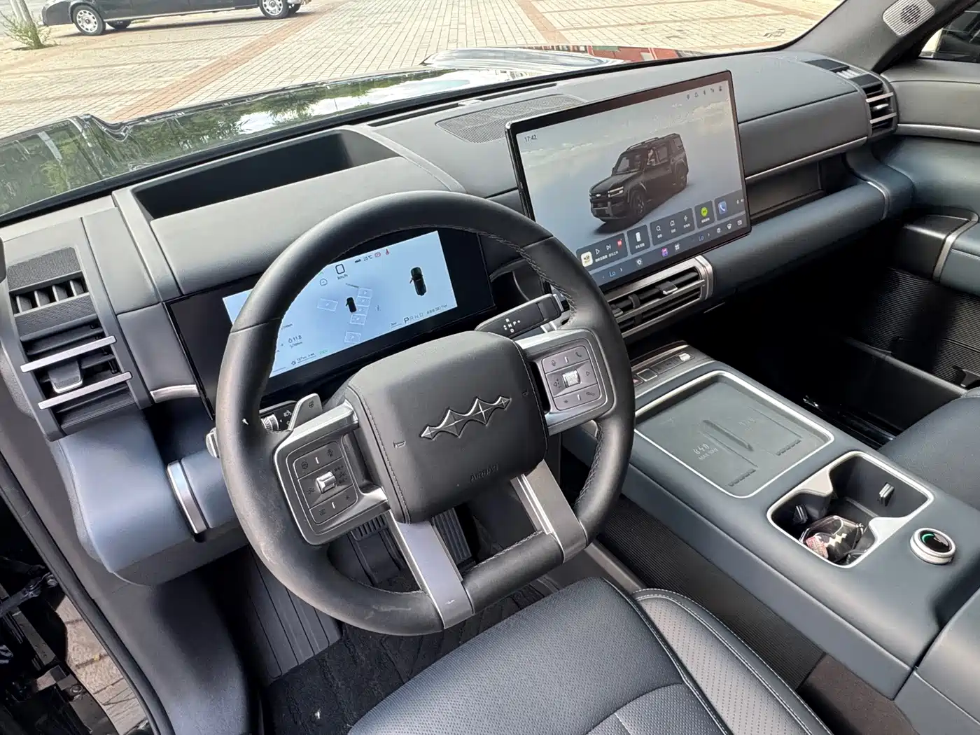 Fang Cheng Bao Titanium 7 2026 2025 AWD Base Model