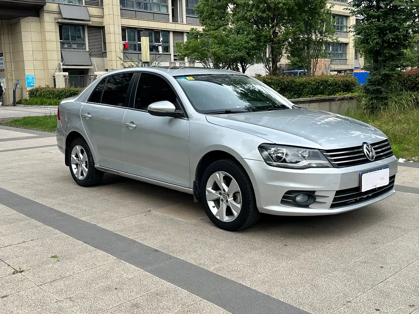 Volkswagen Bora 2014 1.6L Manual Comfort Edition фото 3