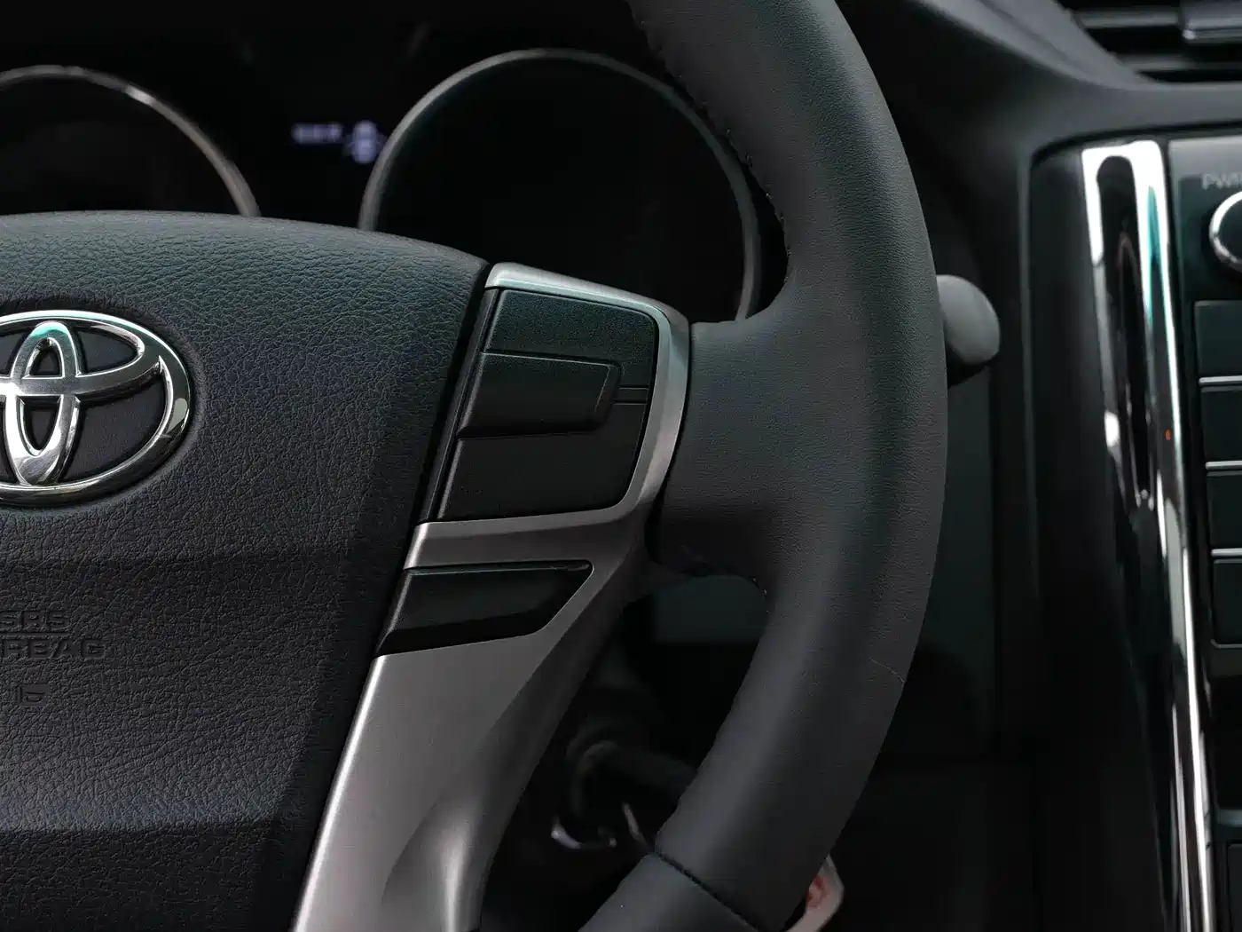 Toyota Reiz 2013 2.5V Elite Edition фото 15