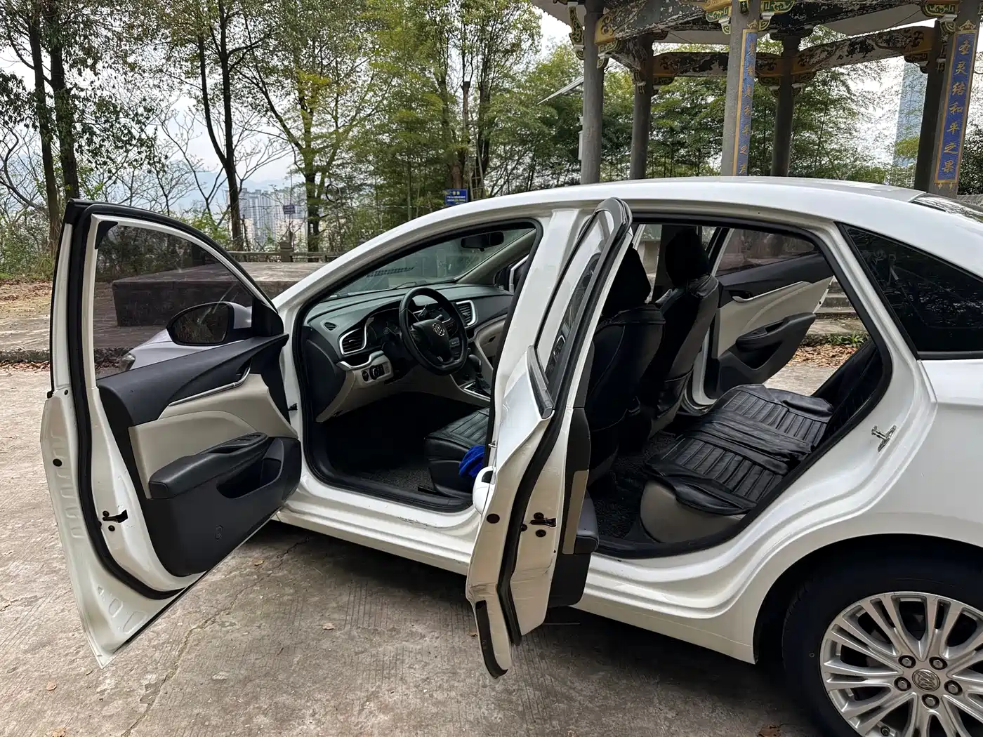 Buick Excelle 2015 15N Automatic Elite фото 22
