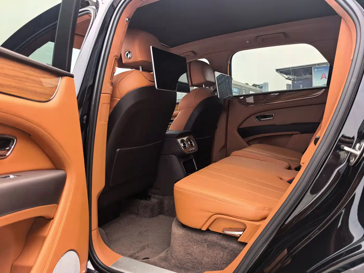 Bentley Bentayga 2024 2022 4.0T V8