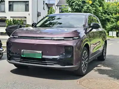 Leapmotor B10