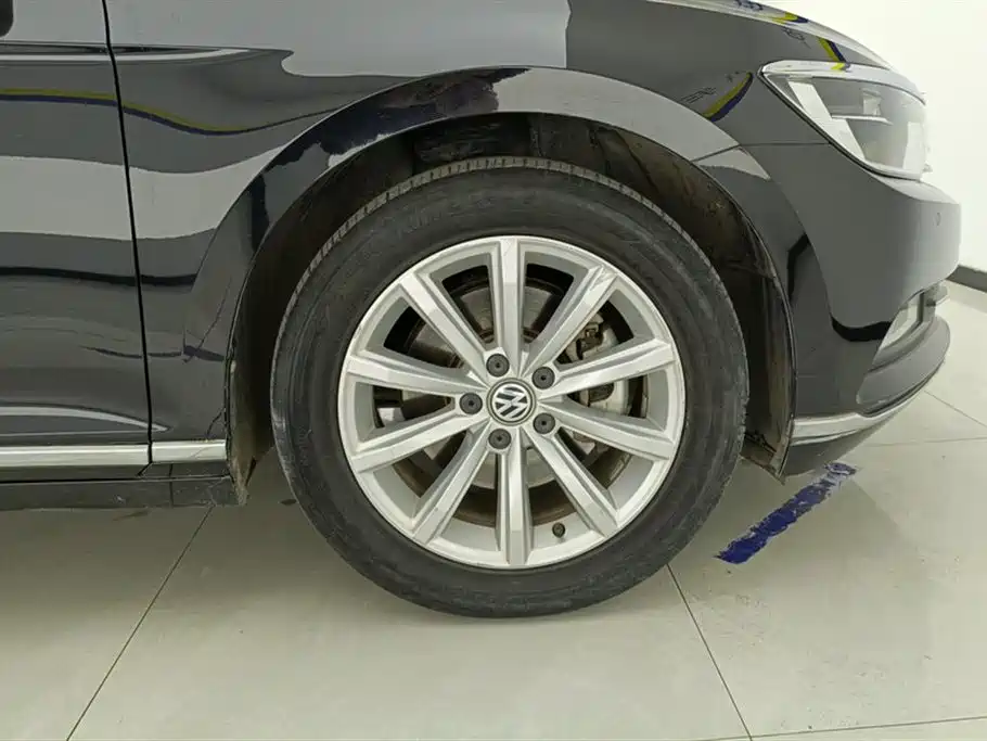 Volkswagen Magotan 2018 280TSI DSG Leading фото 6