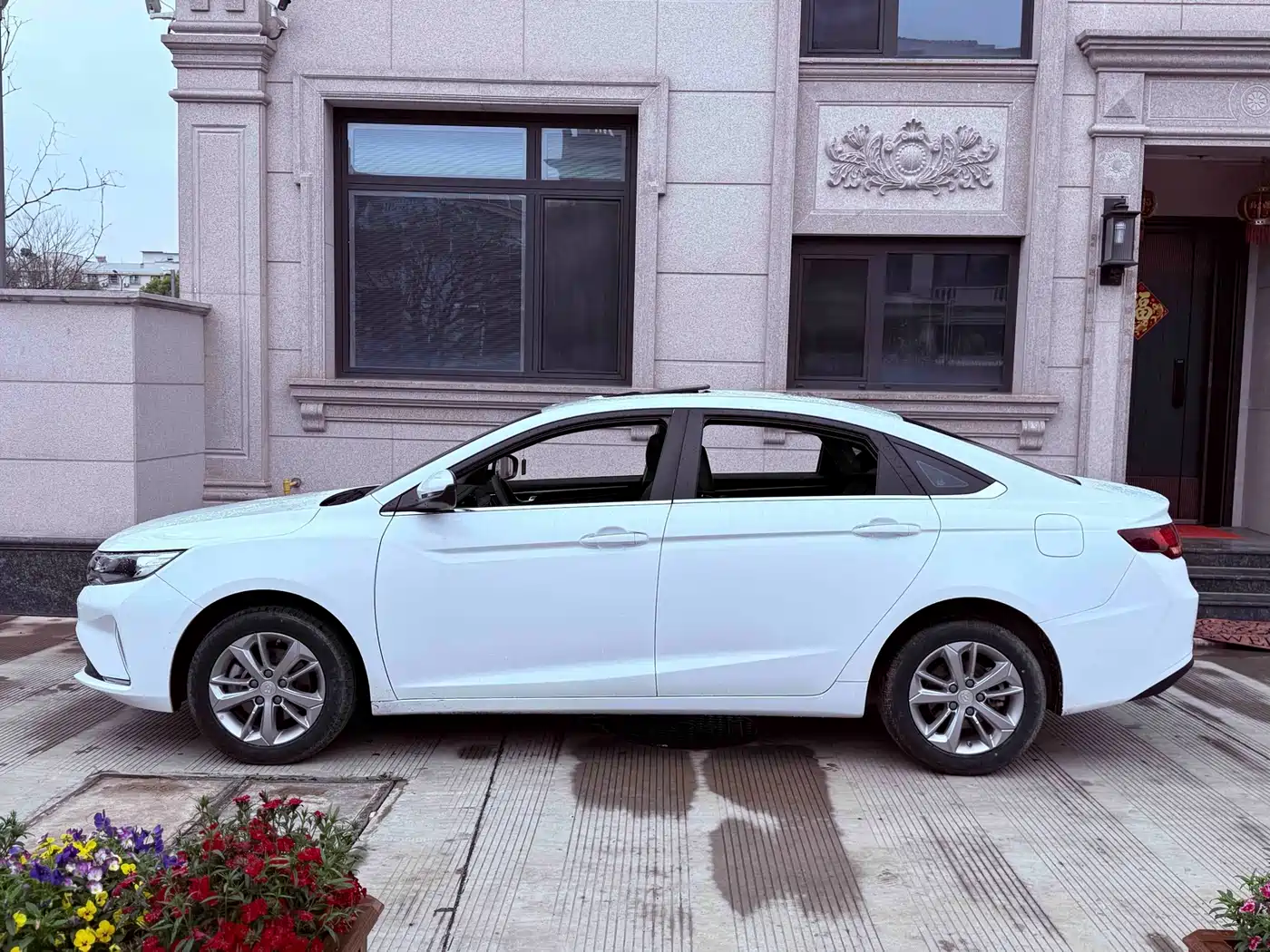 GEELY AUTOMOBILE EMGRAND GL