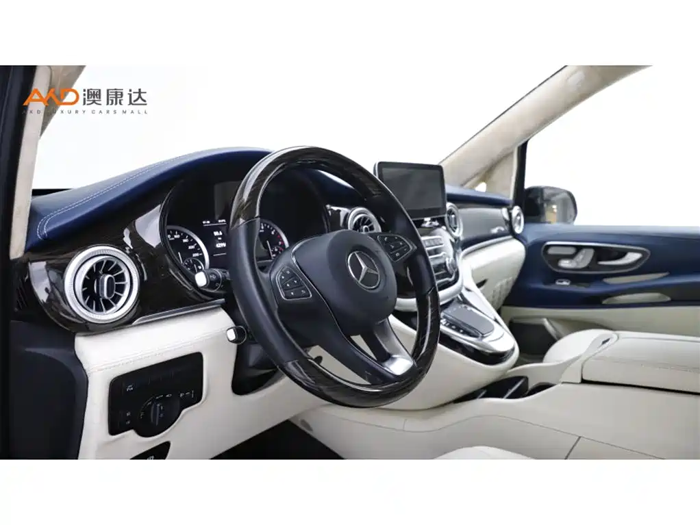 Mercedes-Benz Vito 2021 2.0T Business Edition 7-seater фото 6
