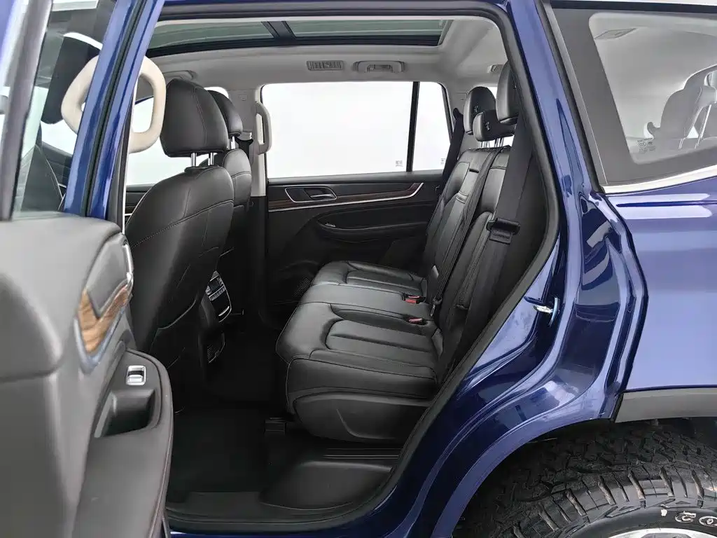 Roewe RX8 2019 2018 30T Intelligent Internet 4WD Supreme Edition