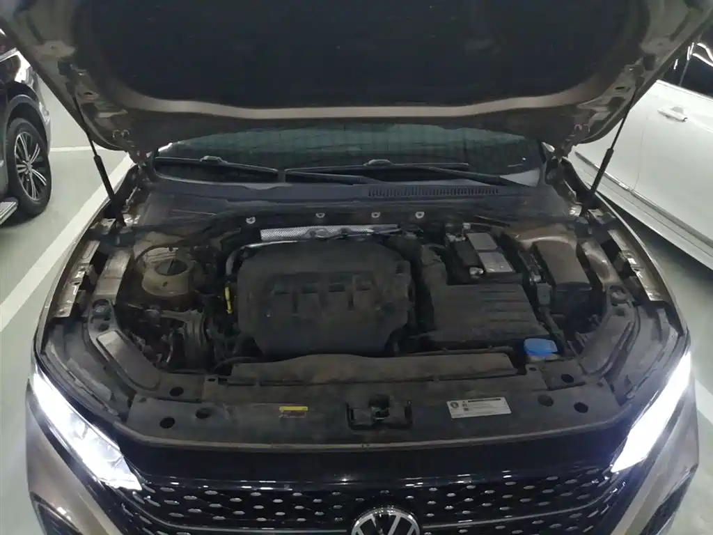 Volkswagen Passat 2022 330TSI Starlight Elite Edition фото 20