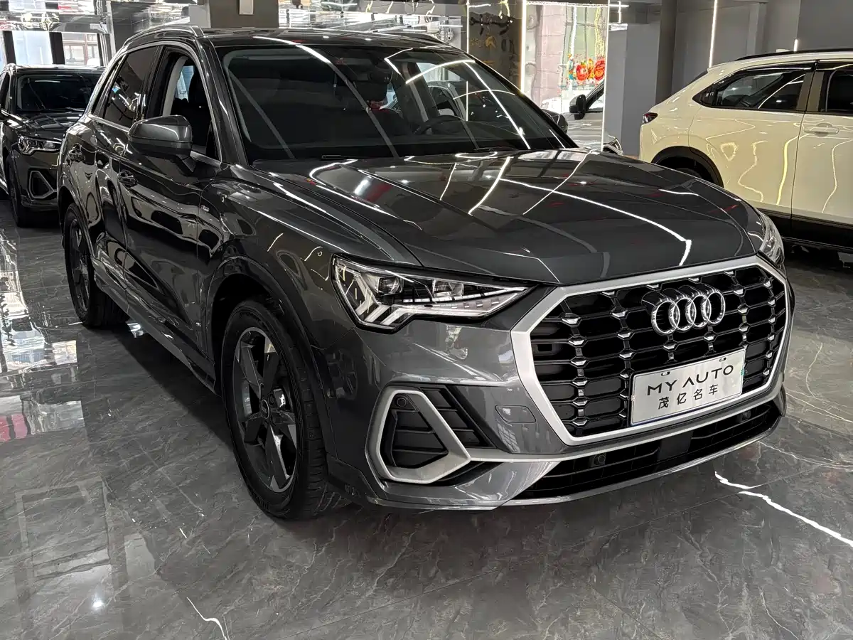Audi Q3 2022 35 TFSI Fashion Dynamic