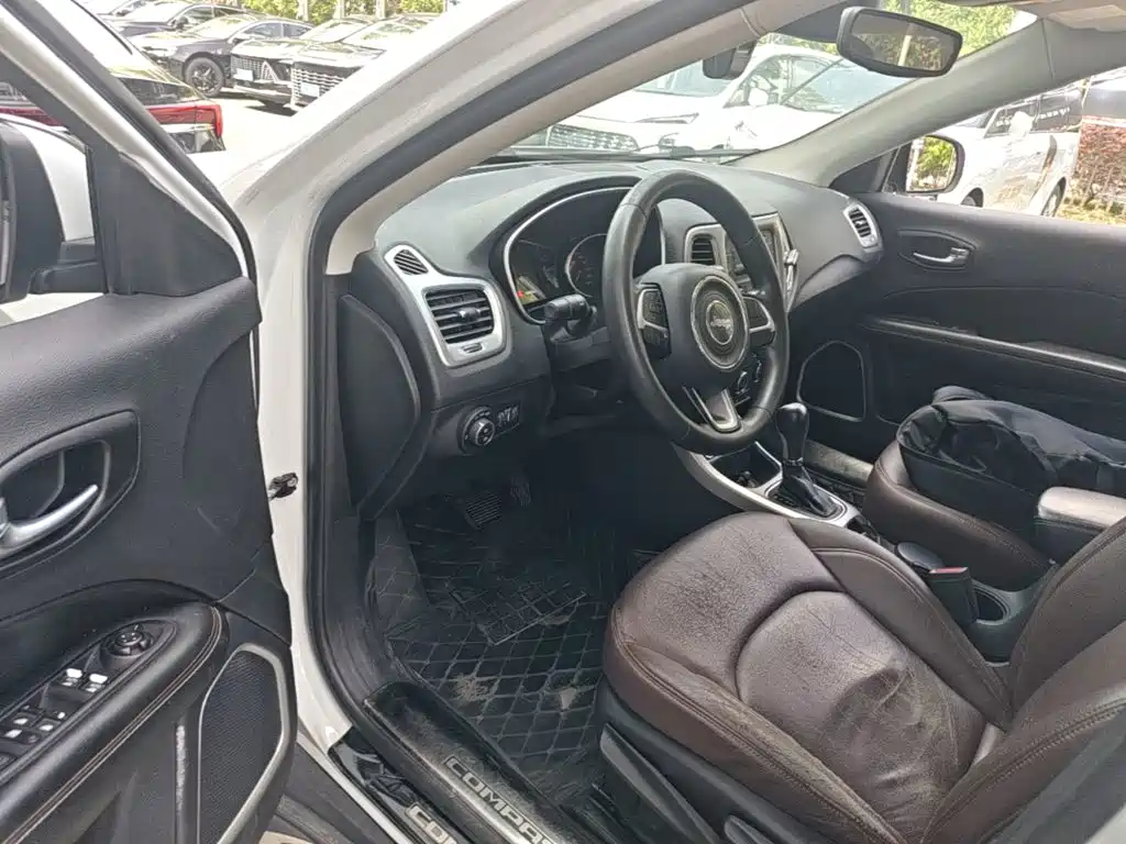 Jeep Compass 2017 2017 200T Auto Premium Edition
