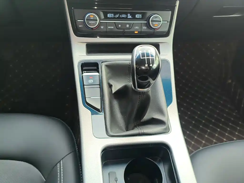 Geely Emgrand GL 2021 2021 UP 1.4T Manual Premium