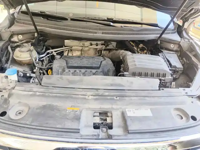 Volkswagen Viloran 2022 380TSI Premium Edition — фото 3