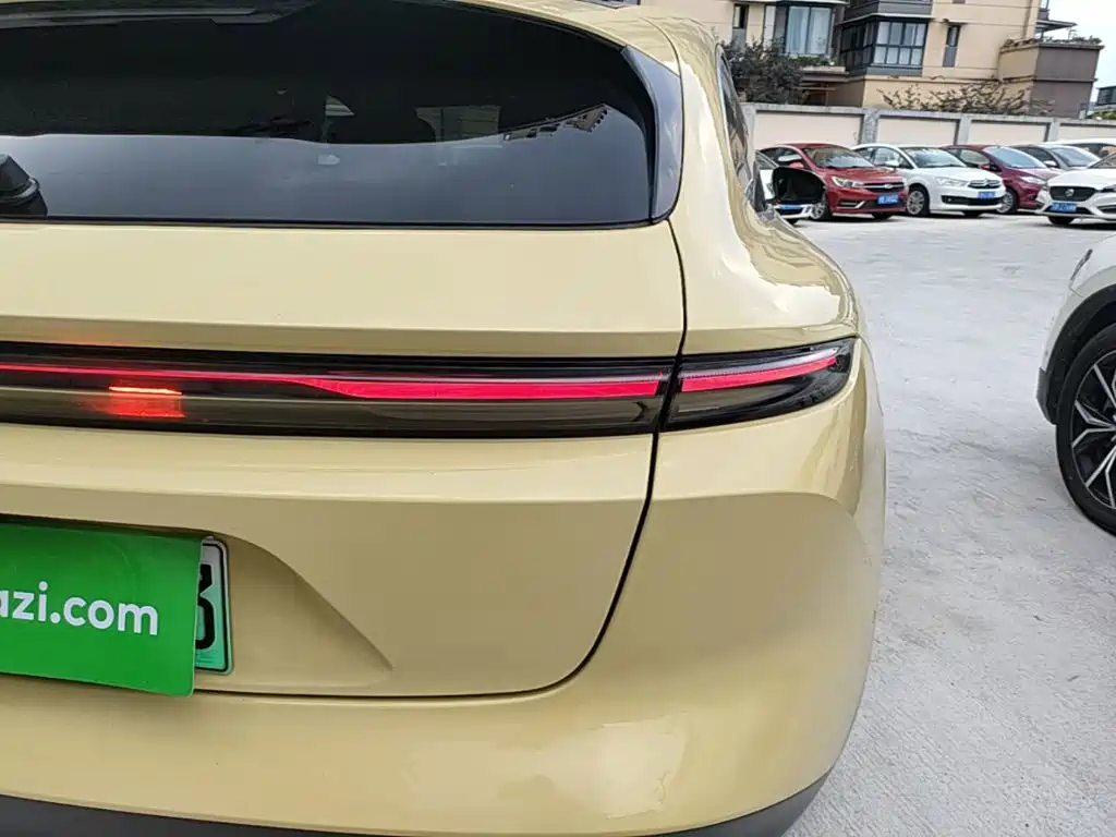 Фото 8 - NIO ET5T
