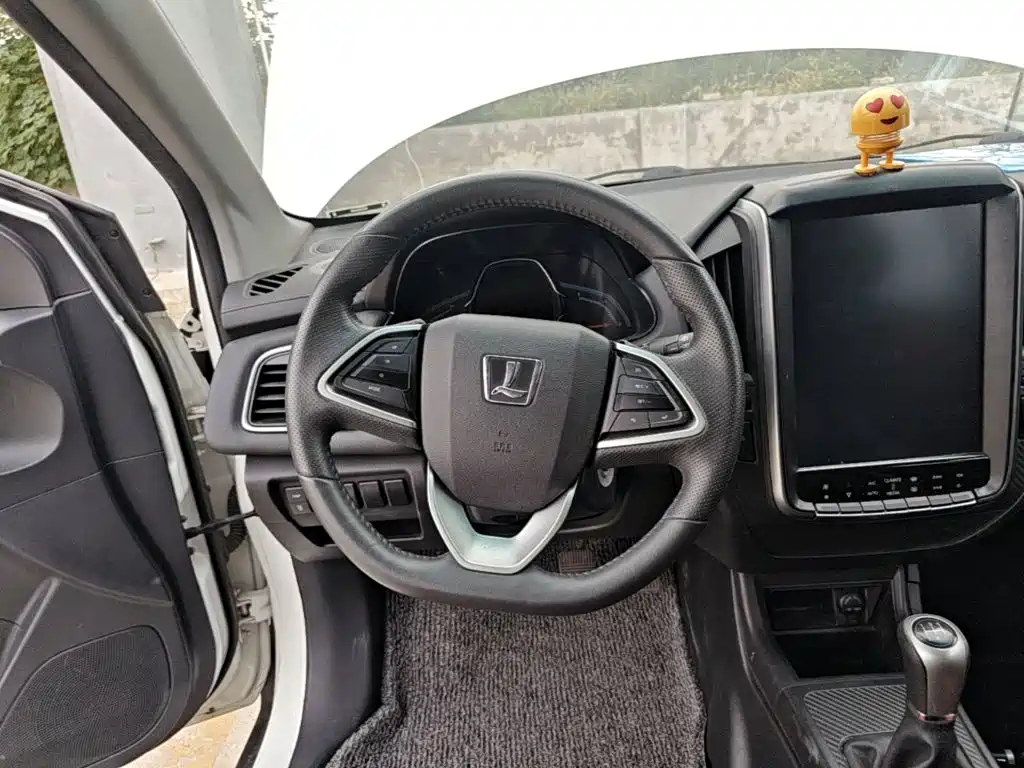 Luxgen U5 SUV 2018 2017 1.6L Manual Celebrity Edition