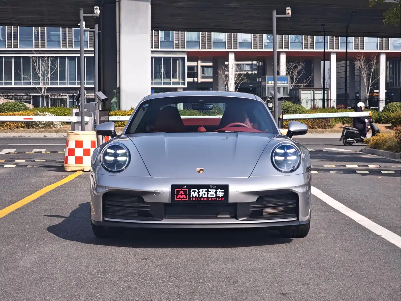 Porsche 911 2025 Carrera 3.0T фото 2