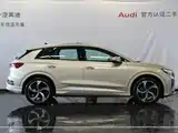 Photo 4 - Audi Q4 e-tron