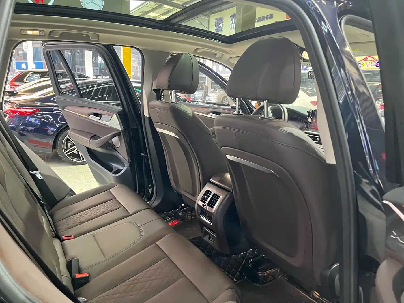 BMW X3 2023 xDrive30i Leading M Night Package фото 24