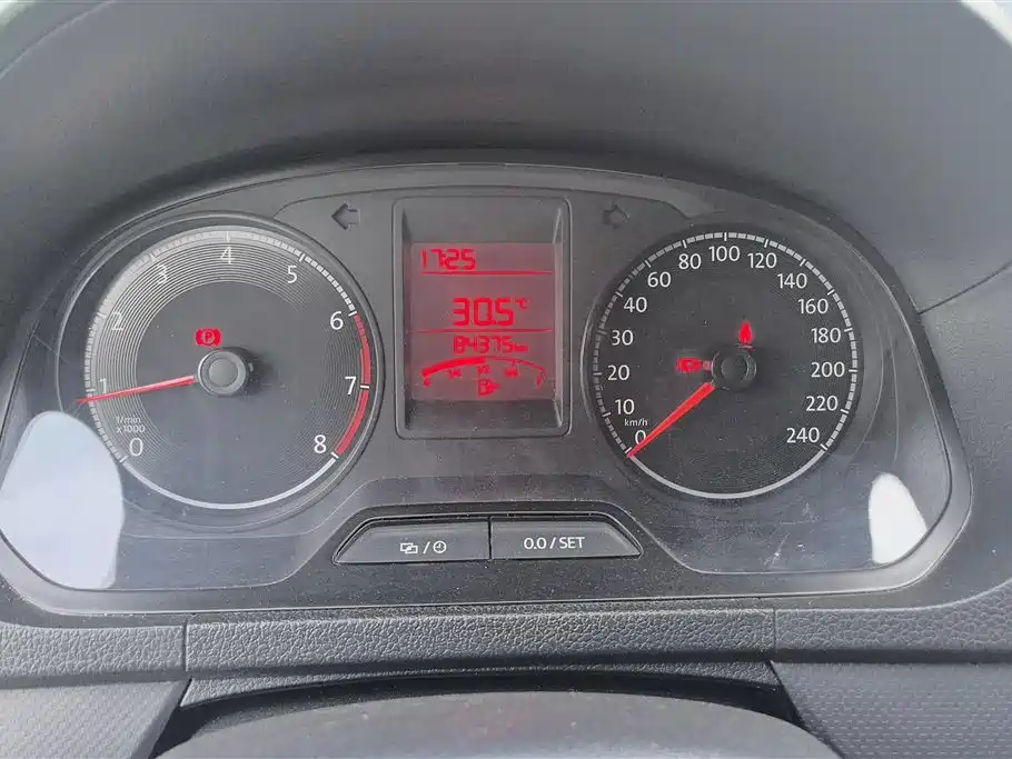 Volkswagen Jetta 2017 1.5L Manual Fashion фото 14