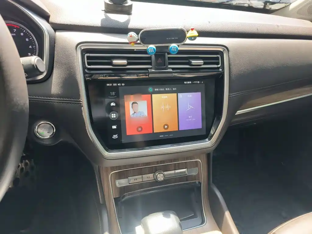 Roewe RX8 2019 2019 30T Intelligent Internet 2WD Flagship Edition