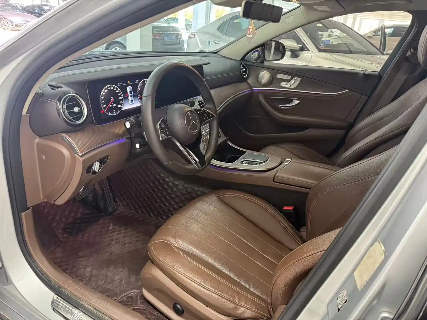 Mercedes-Benz E-Class 2017 E 300 L Luxury фото 4