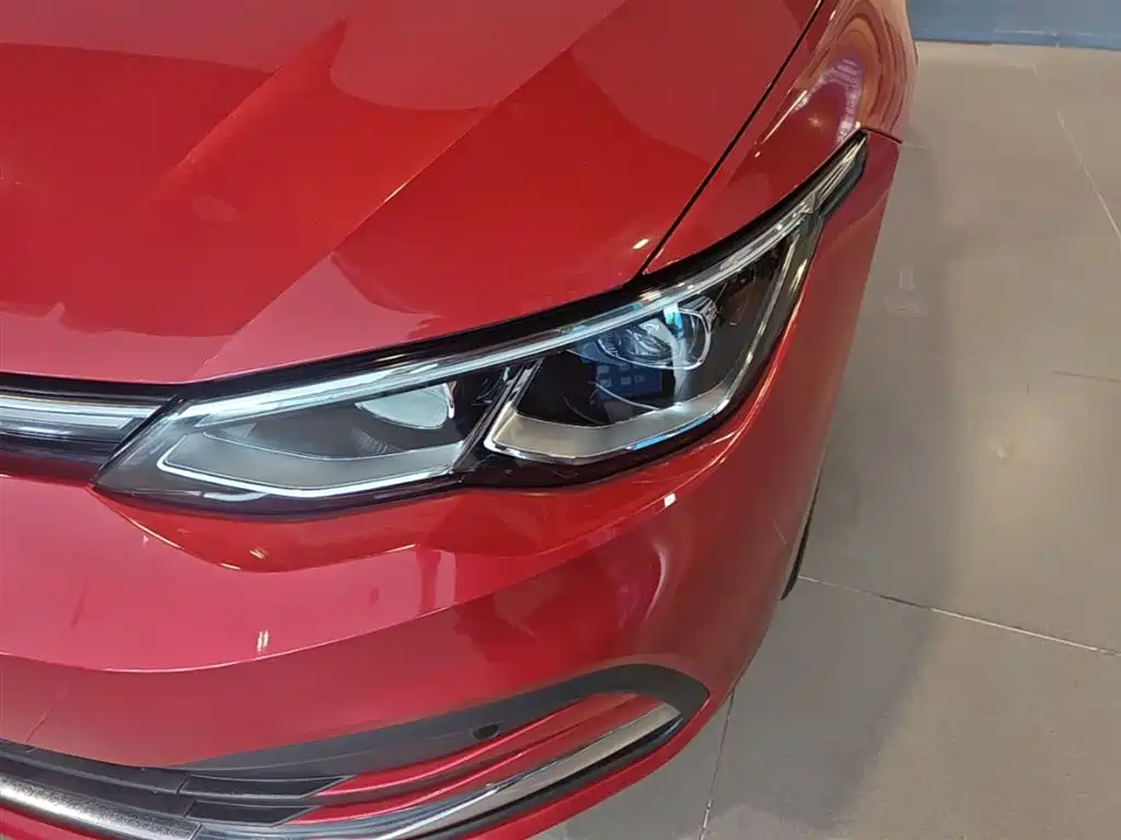 Volkswagen Golf 2023 Facelift 280TSI DSG Pro фото 24