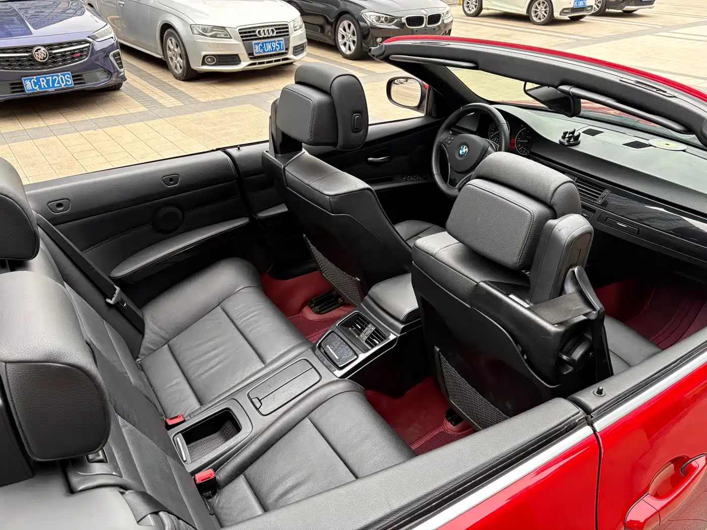 BMW 3 Series (Import) 2011 320i Convertible фото 8