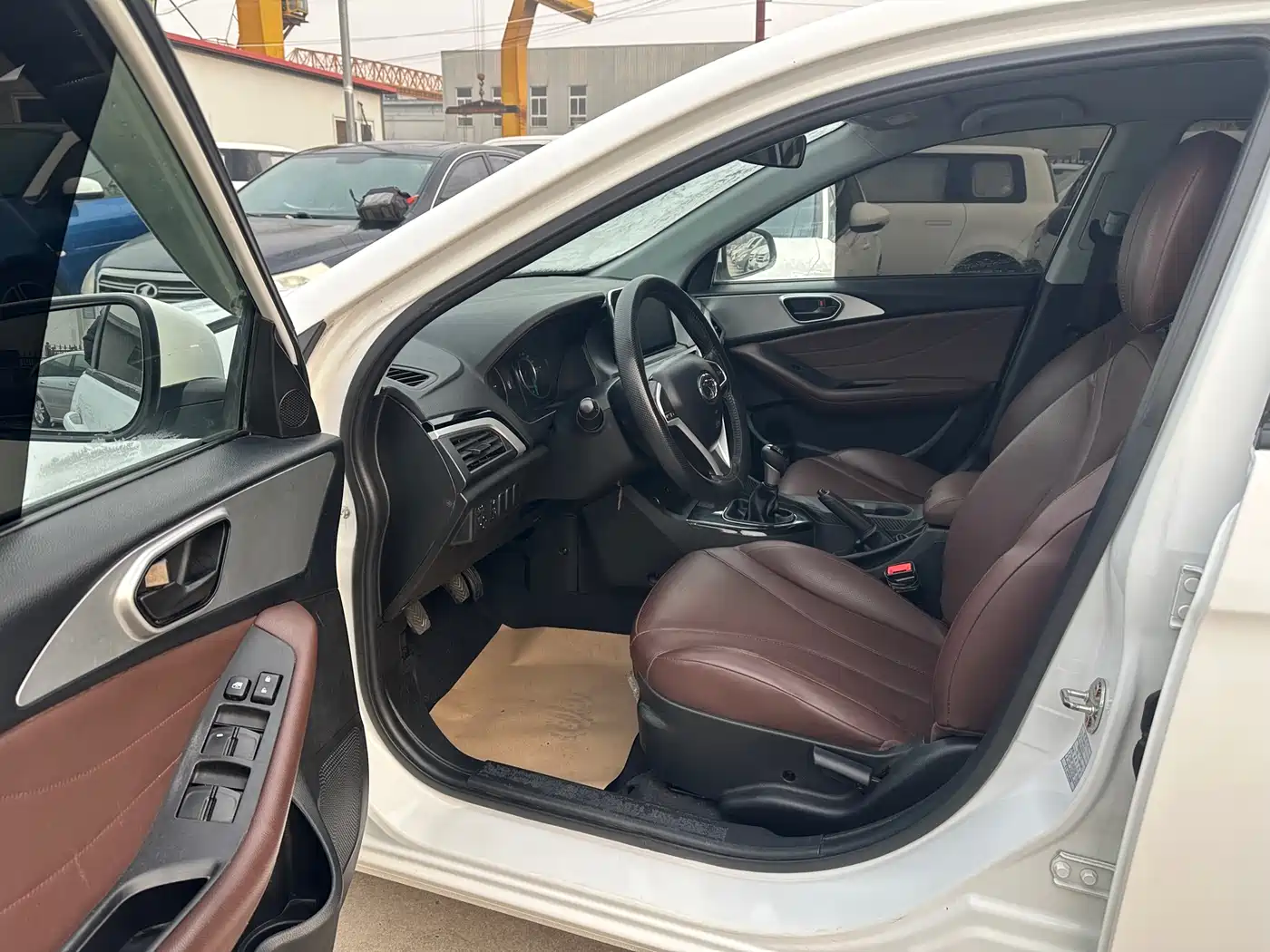 Soueast A5 Wing Dance 2019 2019 1.5L Manual Premium Edition China V